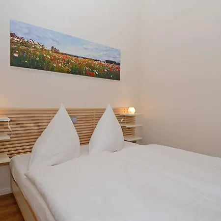 Luv & Lee - Apt. 01 Lejlighed Sellin (Rugen)