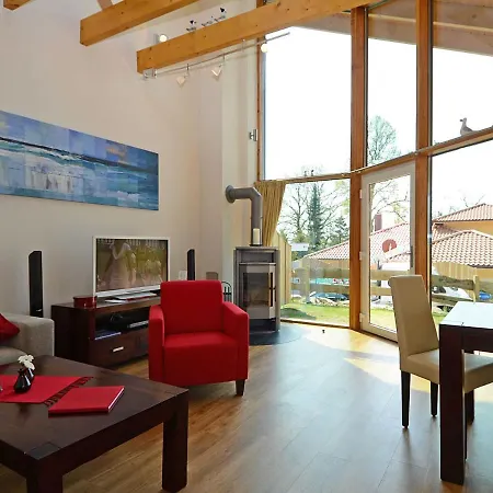 Luv & Lee - Apt. 01 *