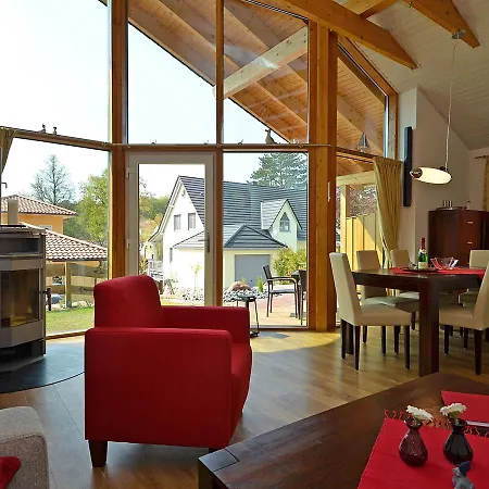 Luv & Lee - Apt. 01 *