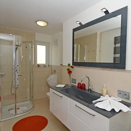 Lejlighed Luv & Lee - Apt. 01 *