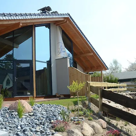 Luv & Lee - Apt. 01 * Sellin (Rugen)